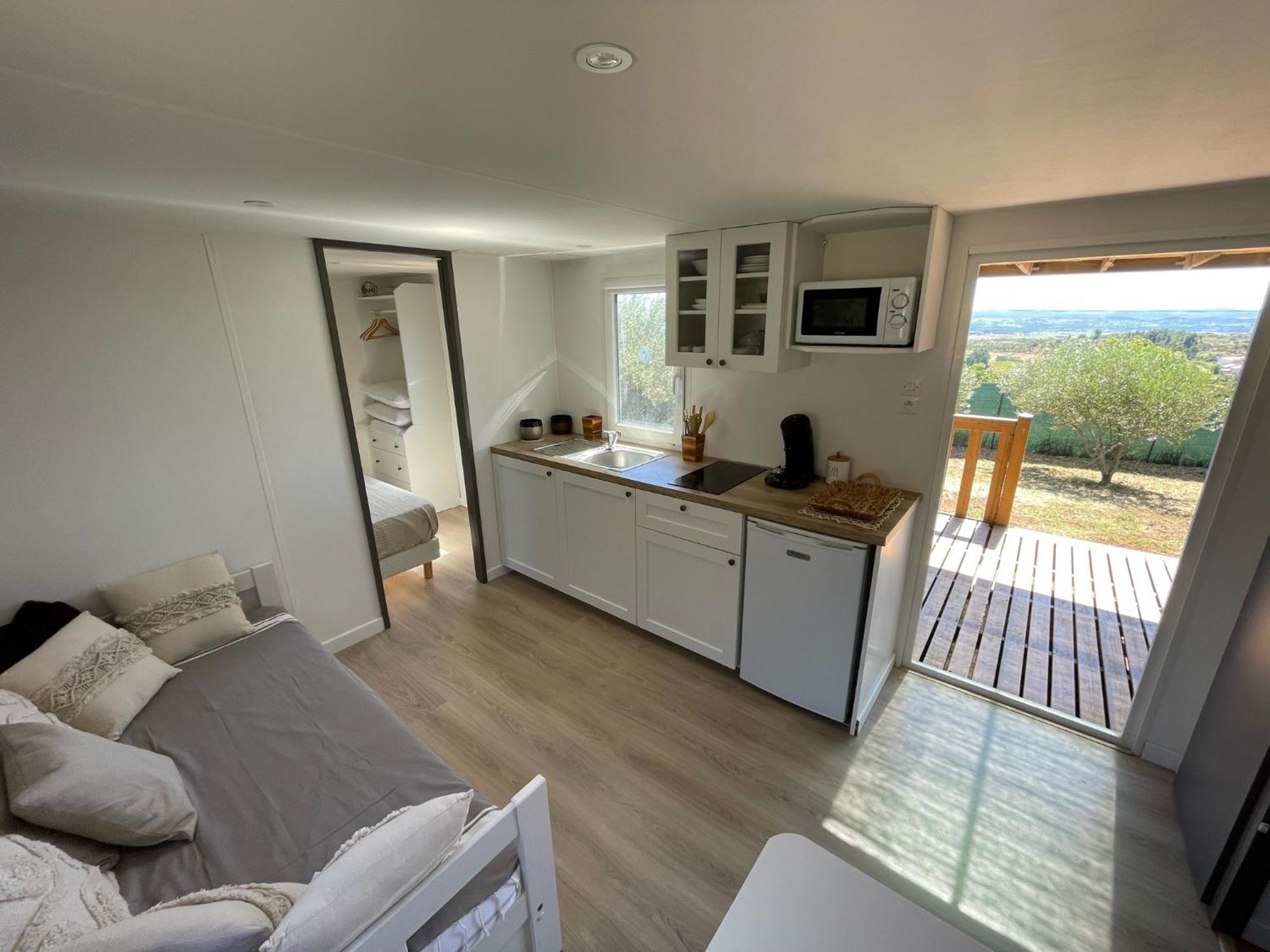 Mobil-Home En Pleine Nature A 3 Mins Du Lac Du Salagou Avec Vue Panoramique Lacoste エクステリア 写真